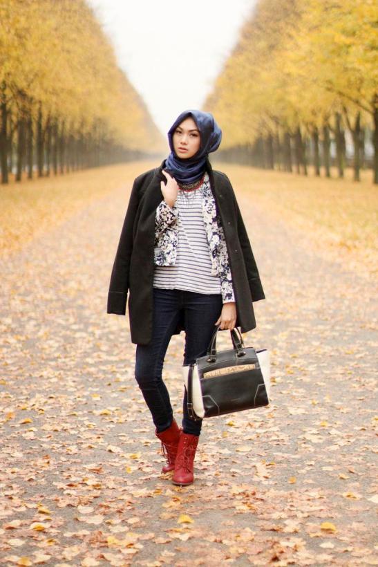 black coat hijab