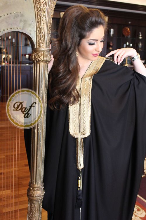 black arabic abaya